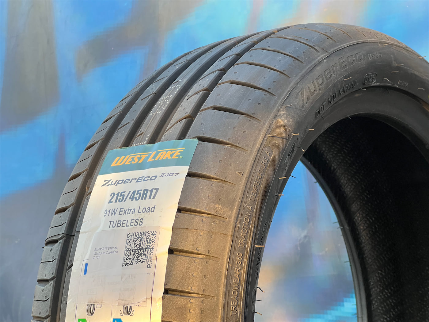 Комплект (4 шт) Westlake Zuper Eco Z-107 215/45 R17 91W