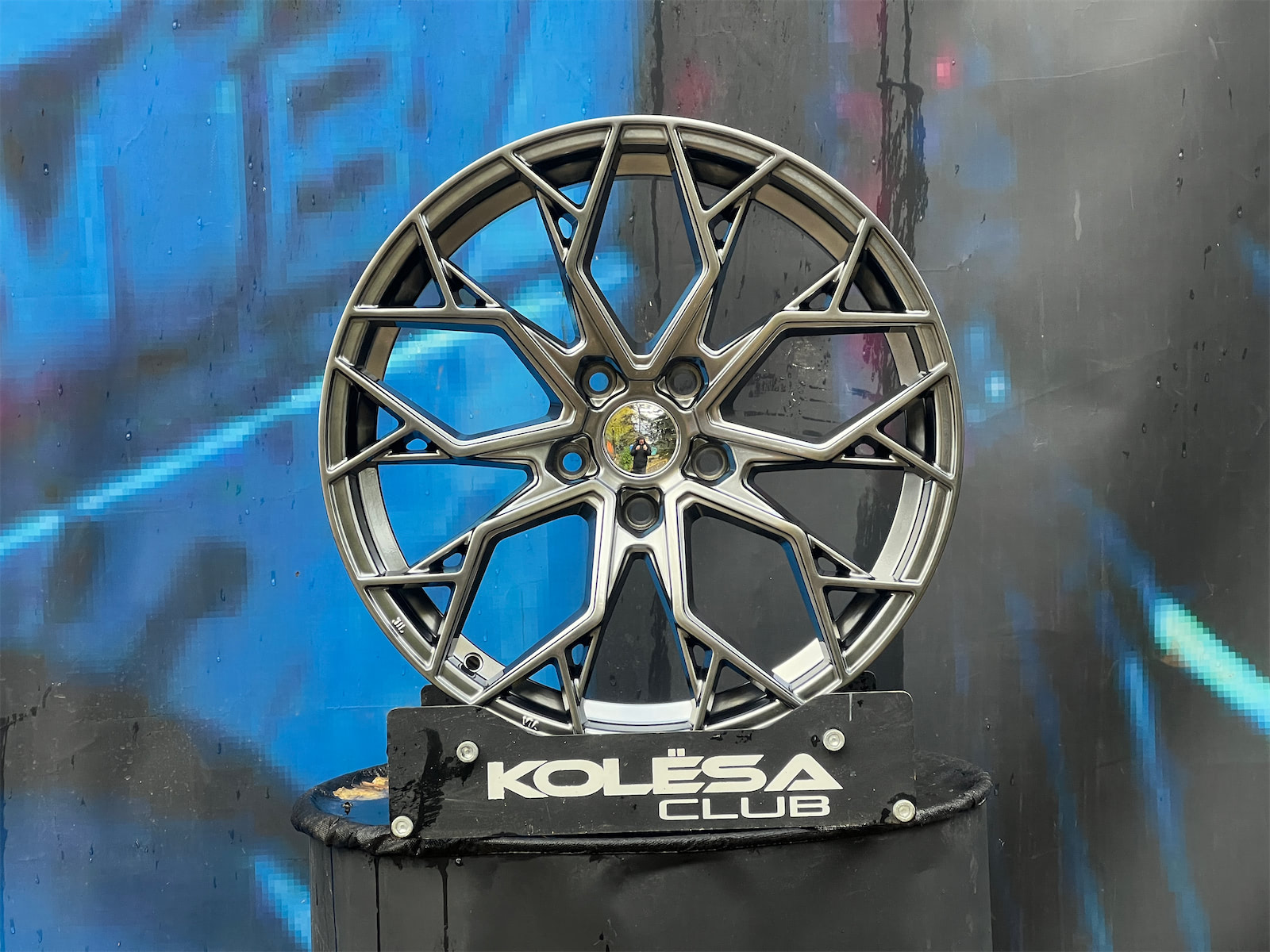 Комплект (4 шт) Titan Forged FA624 8,5j-18 5*114,3 ET35 d73,1 HB