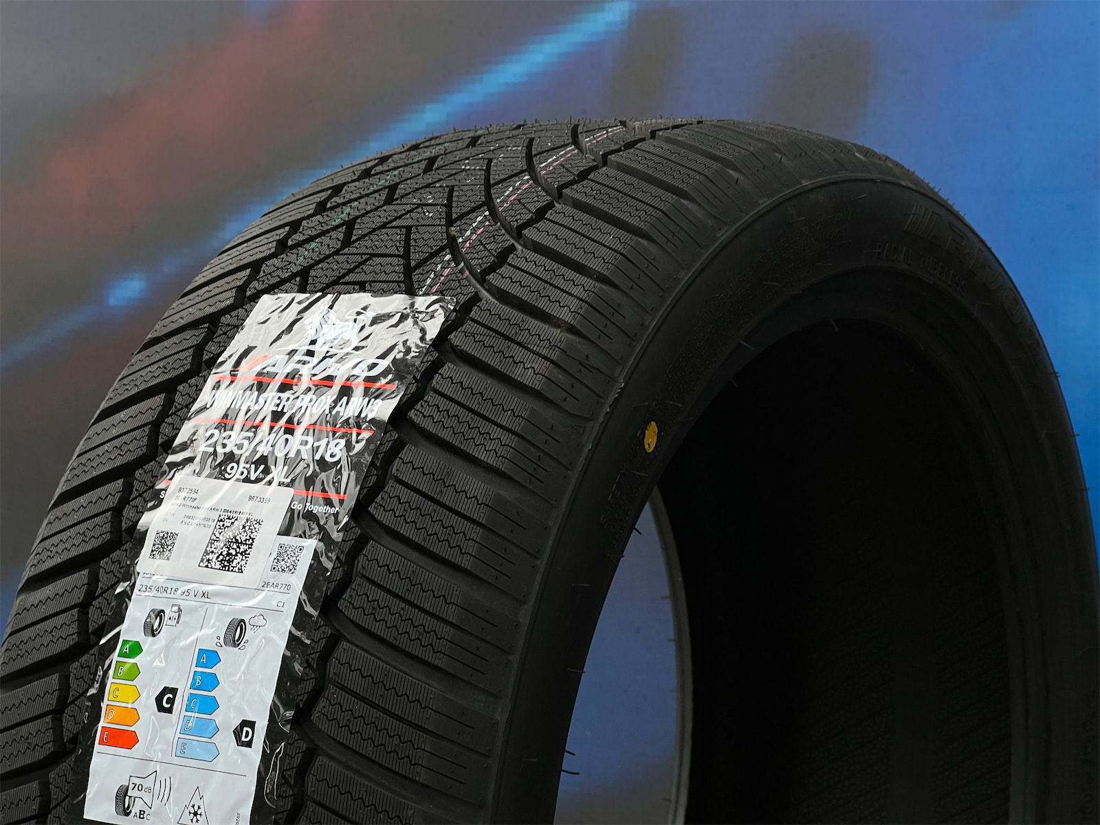 Комплект (4 шт) Arivo Winmaster ProX ARW3 235/40 R18 95V