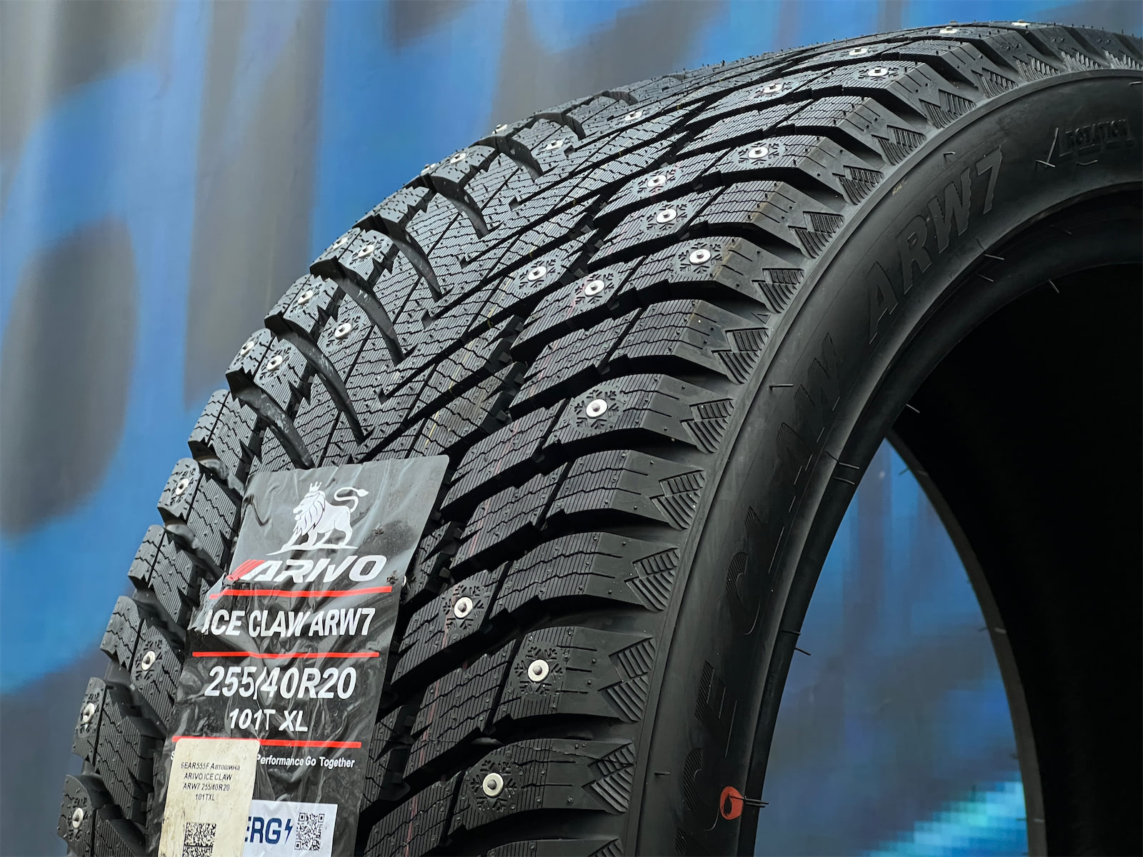 Комплект (4 шт) Arivo Ice Claw ARW7 255/40 R20 101T