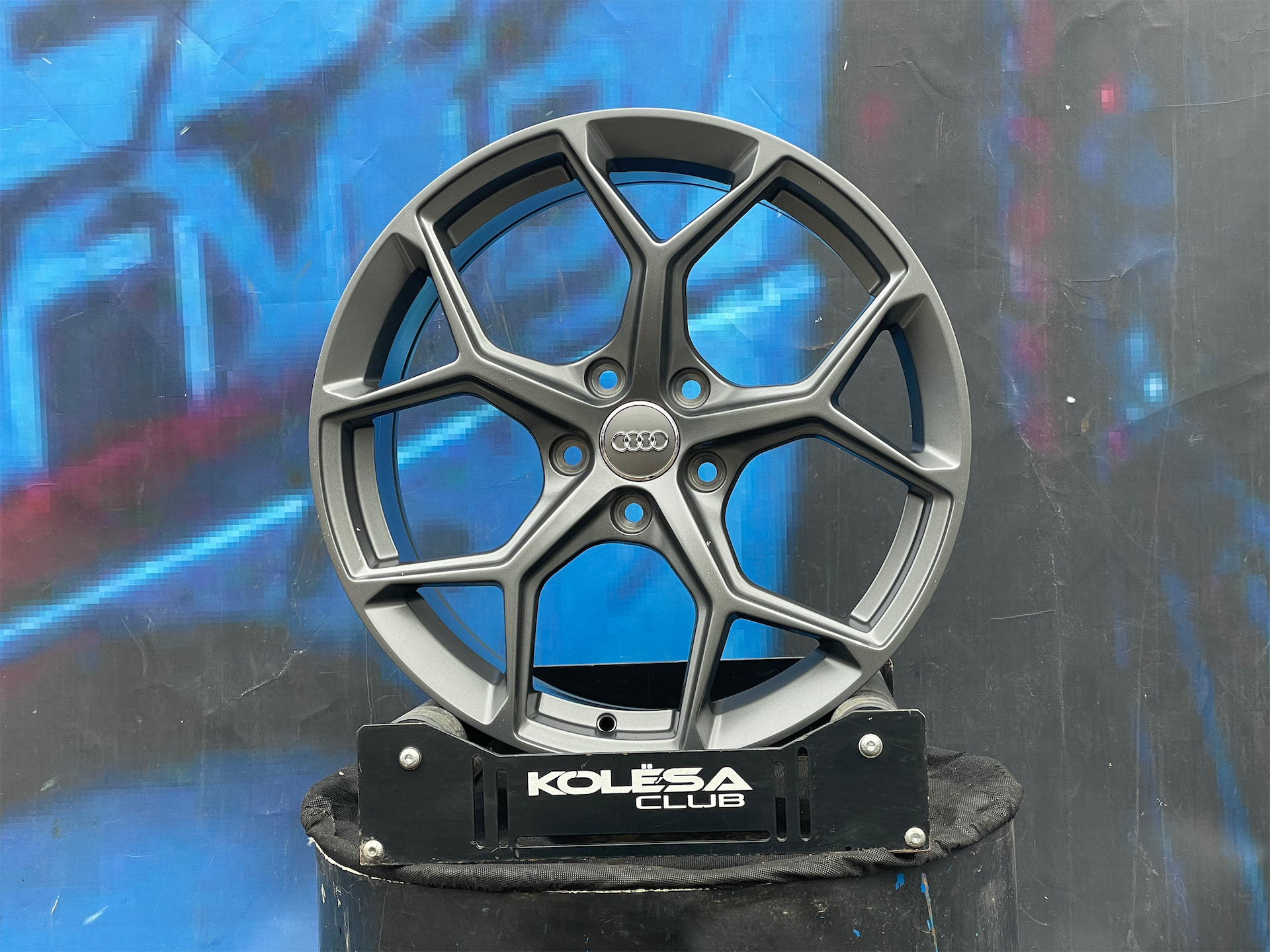 BW Wheels 5598 8j-18 5*112 ET40 d66,6 MG