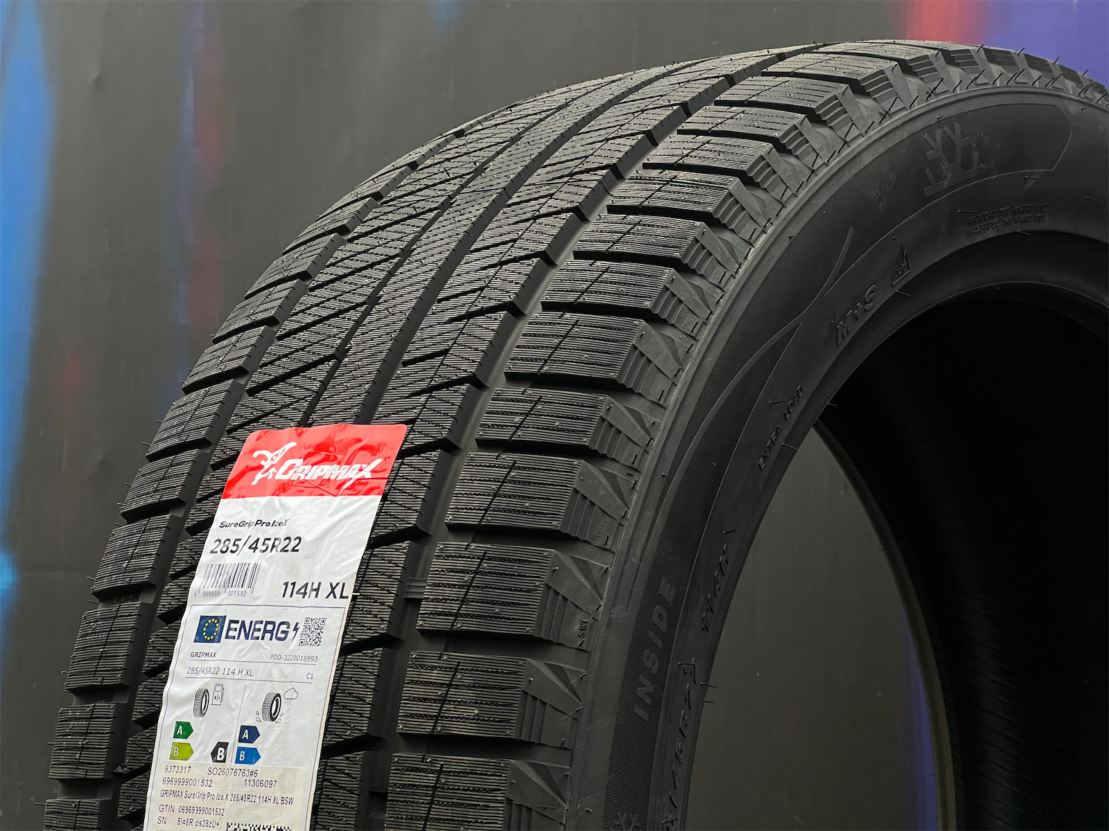 Комплект (4 шт) Gripmax SureGrip Pro Ice X 285/45 R22 114H