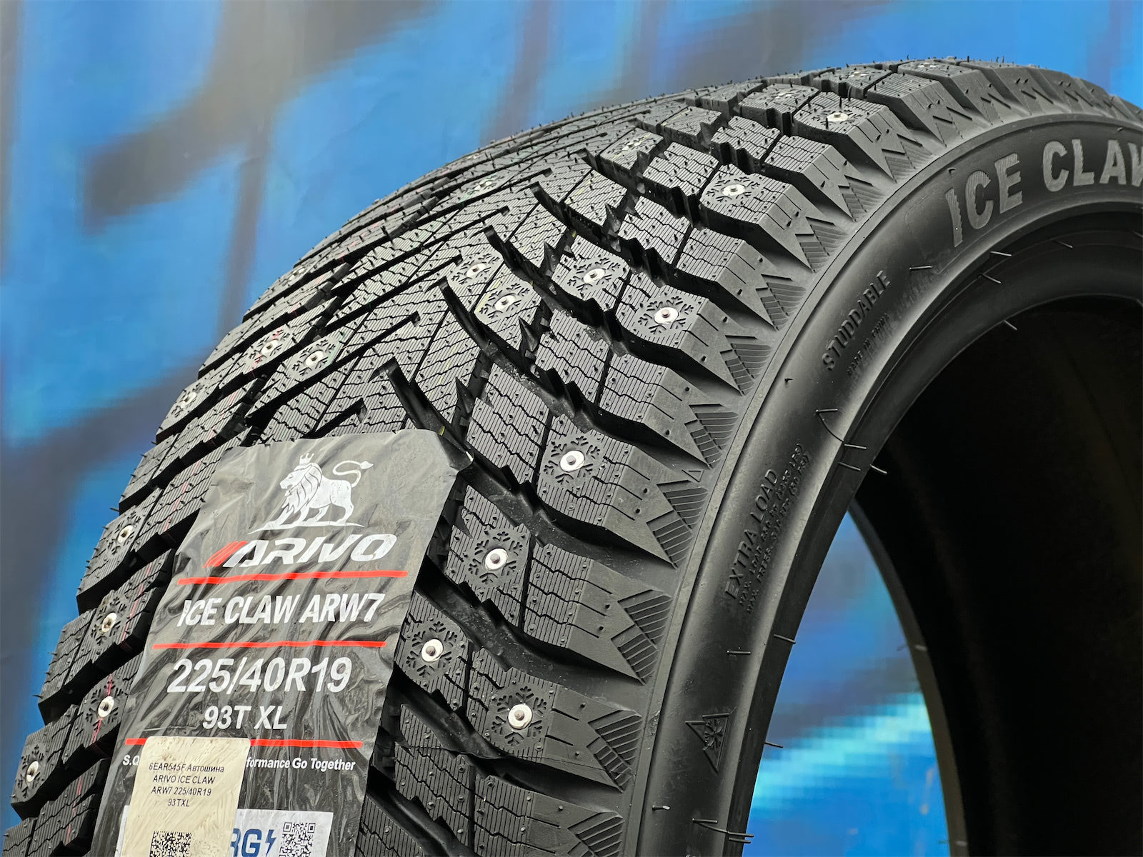 Комплект (4 шт) Arivo Ice Claw ARW7 225/40 R19 93T