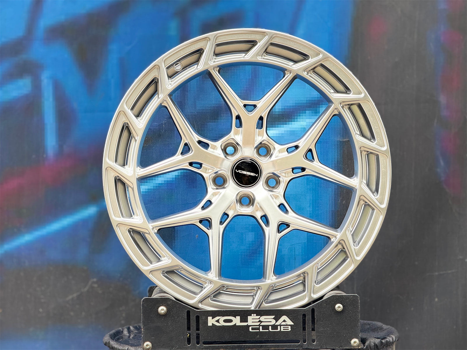 Vossen Design LC3 8,5j-20 5*108 ET35 d73,1 HB