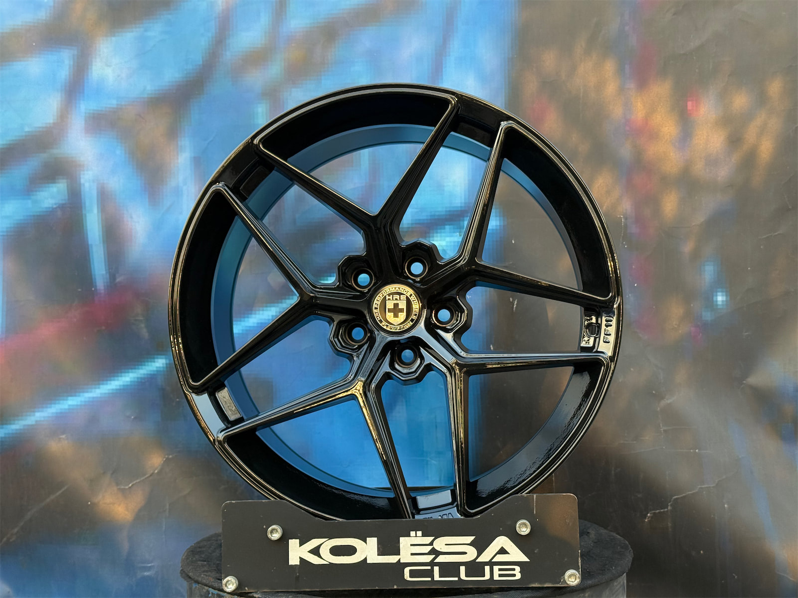 KC Wheels FF11 8,5j-19 5*114,3 ET35 d67,1 MB передние