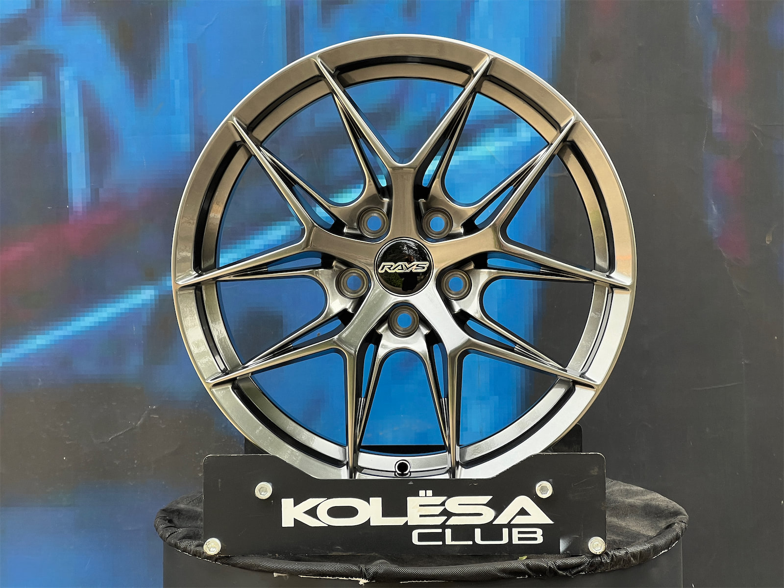 Комплект (4 шт) Rays Design VV21S 7,5j-17 5*114,3 ET35 d73,1 HB