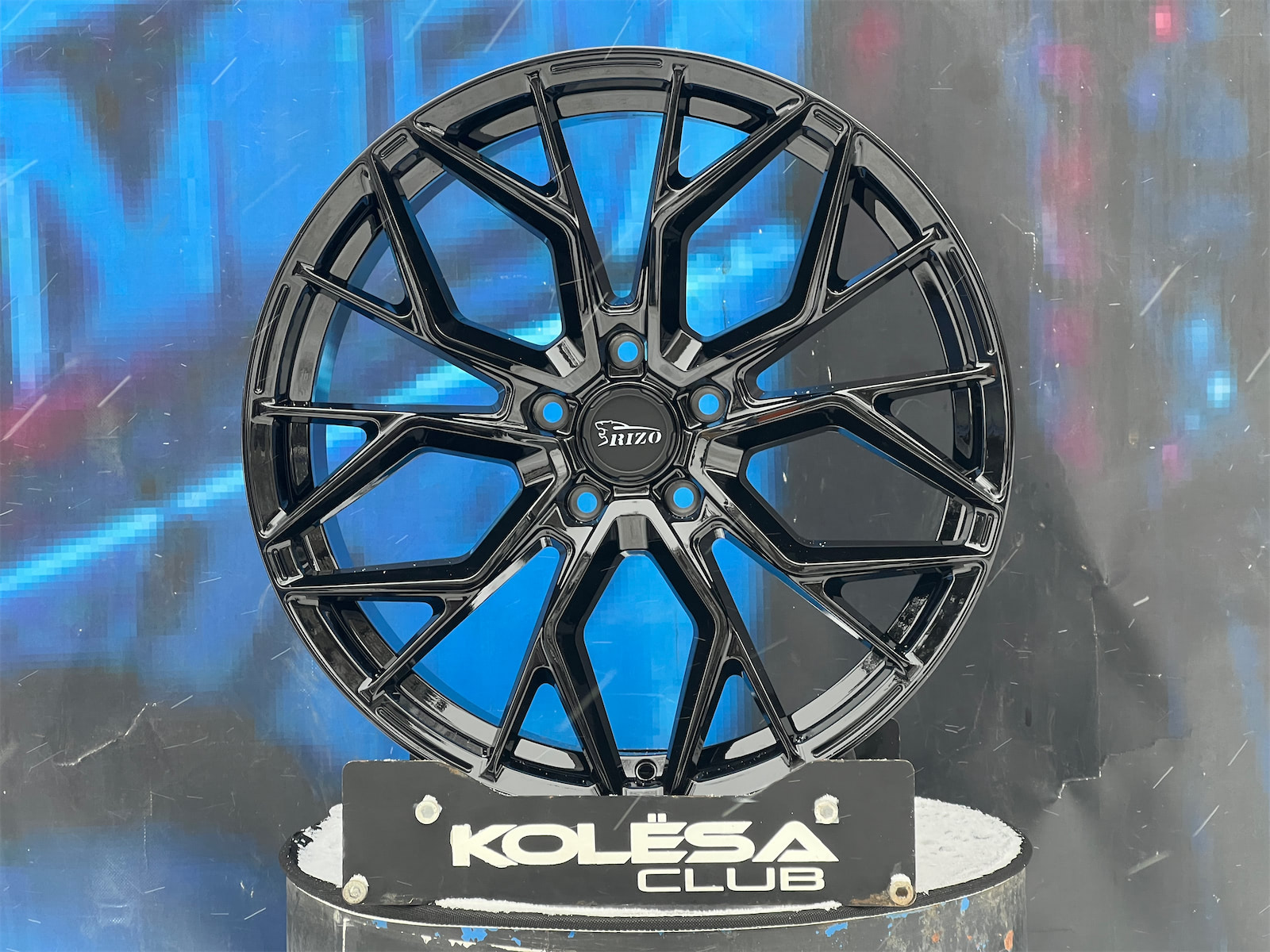 Комплект (4 шт) Rizo RS7 8j-18 5*108 ET35 d63,3 GB