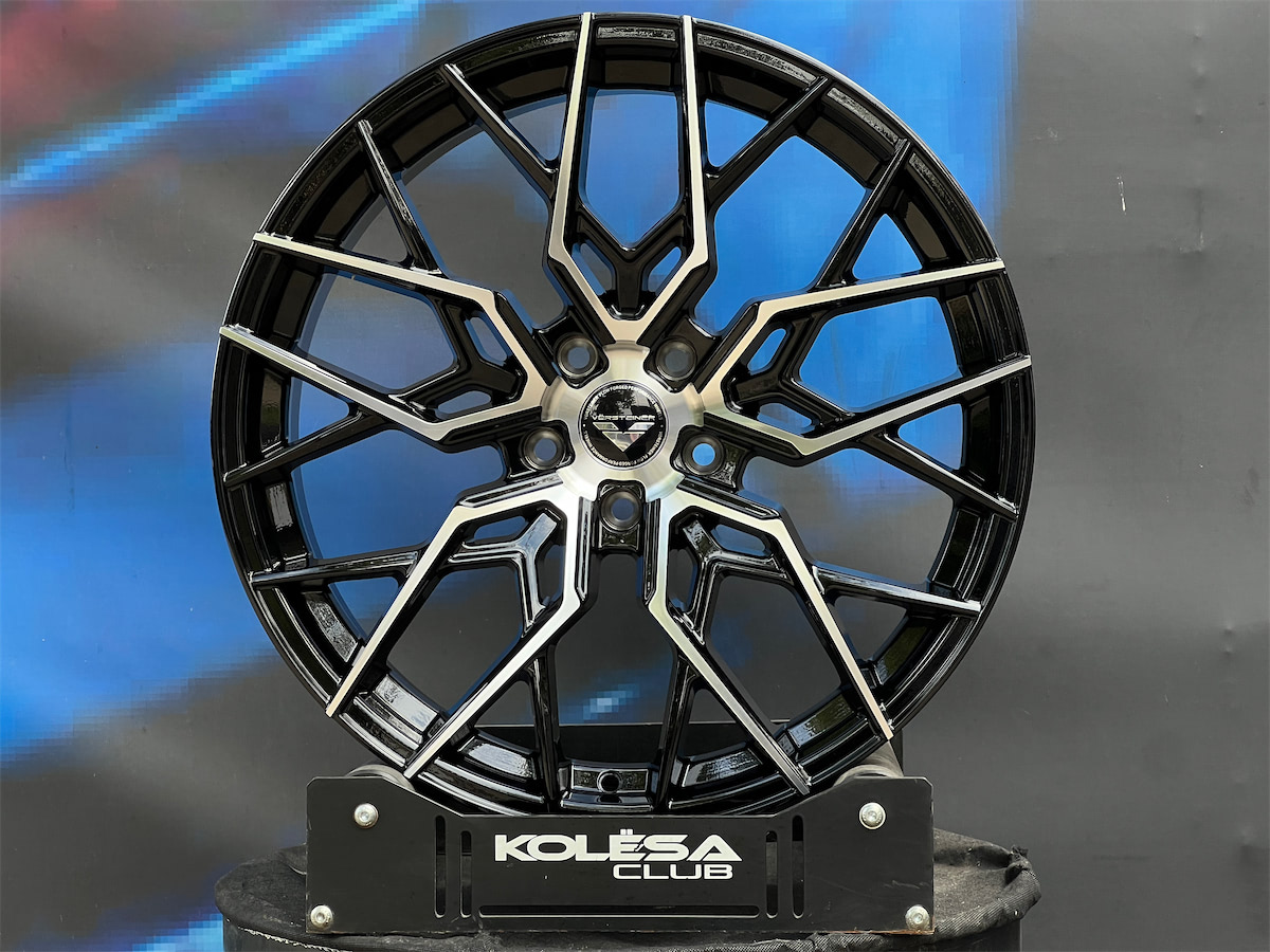 Комплект (4 шт) Vorsteiner Design VFF111 8,5j-20 5*108 ET35 d73,1 GBF