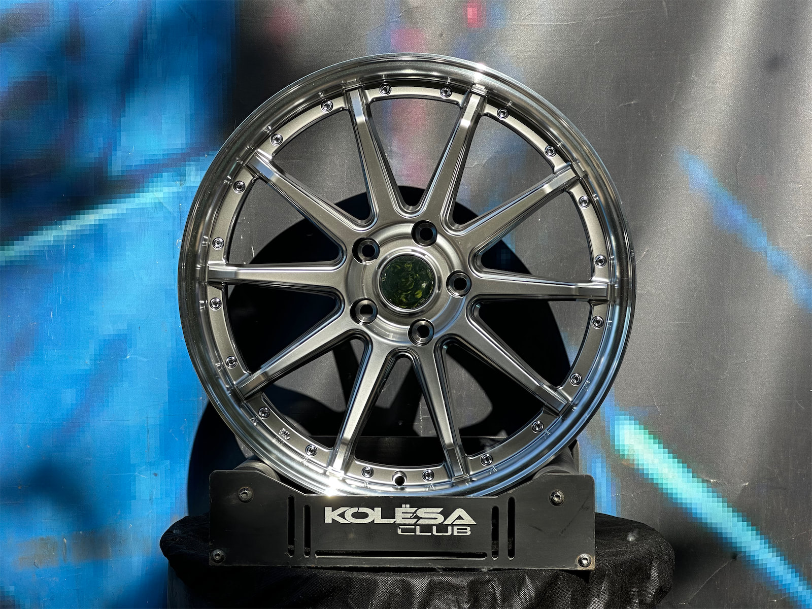 Комплект (4 шт) RGW KCV05 8j-18 5*114,3 ET35 d73,1 HB+LP+ChR
