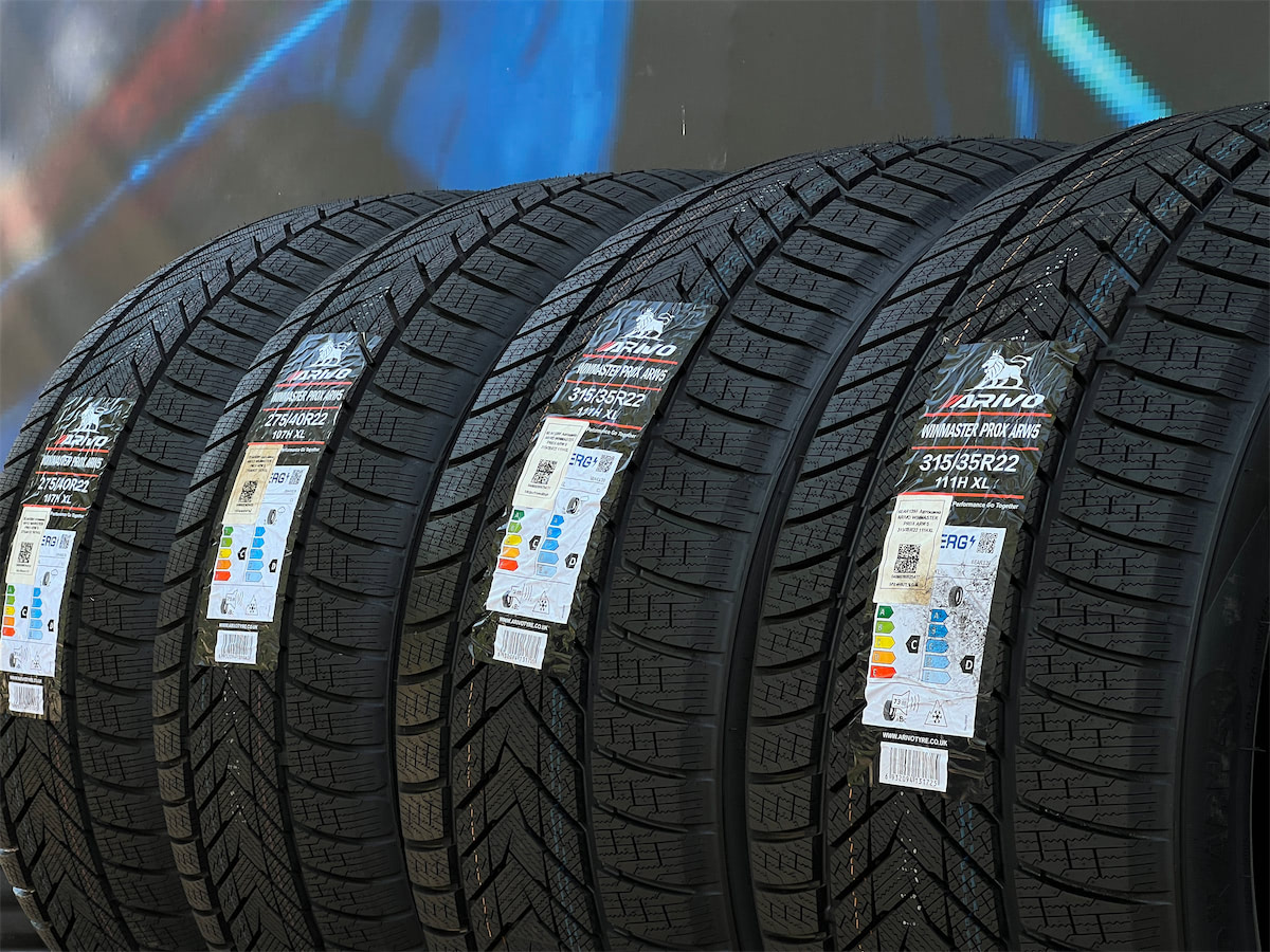 Комплект разноширокий Arivo Winmaster ProX ARW5 275/40 R22 и 315/35 R22