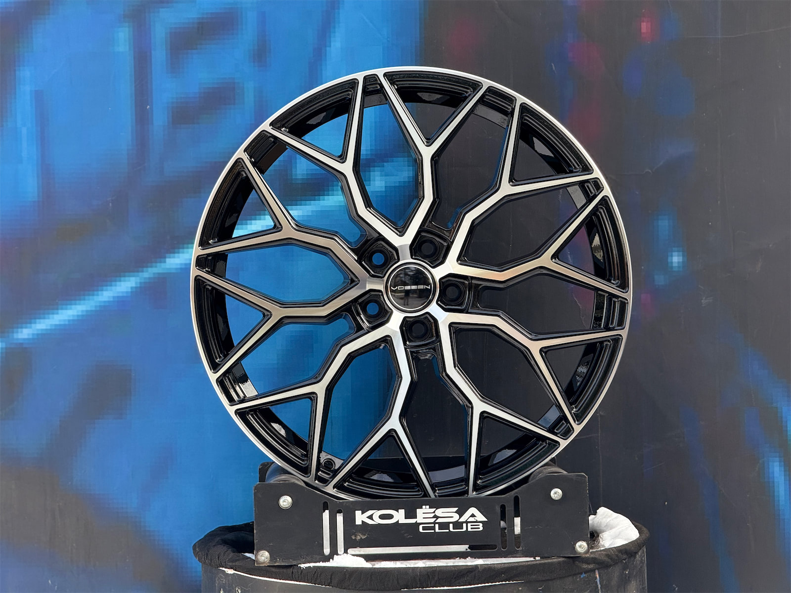 Vossen Design HF2 8j-20 5*108 ET40 d63,4 GBF