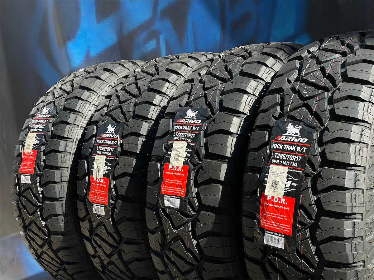 Комплект (4 шт) Arivo Rock Trak R/T 285/70 R17 116/113Q