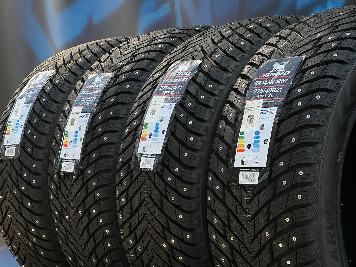 Комплект (4 шт) Arivo Ice Claw ARW7 275/40 R21 107T