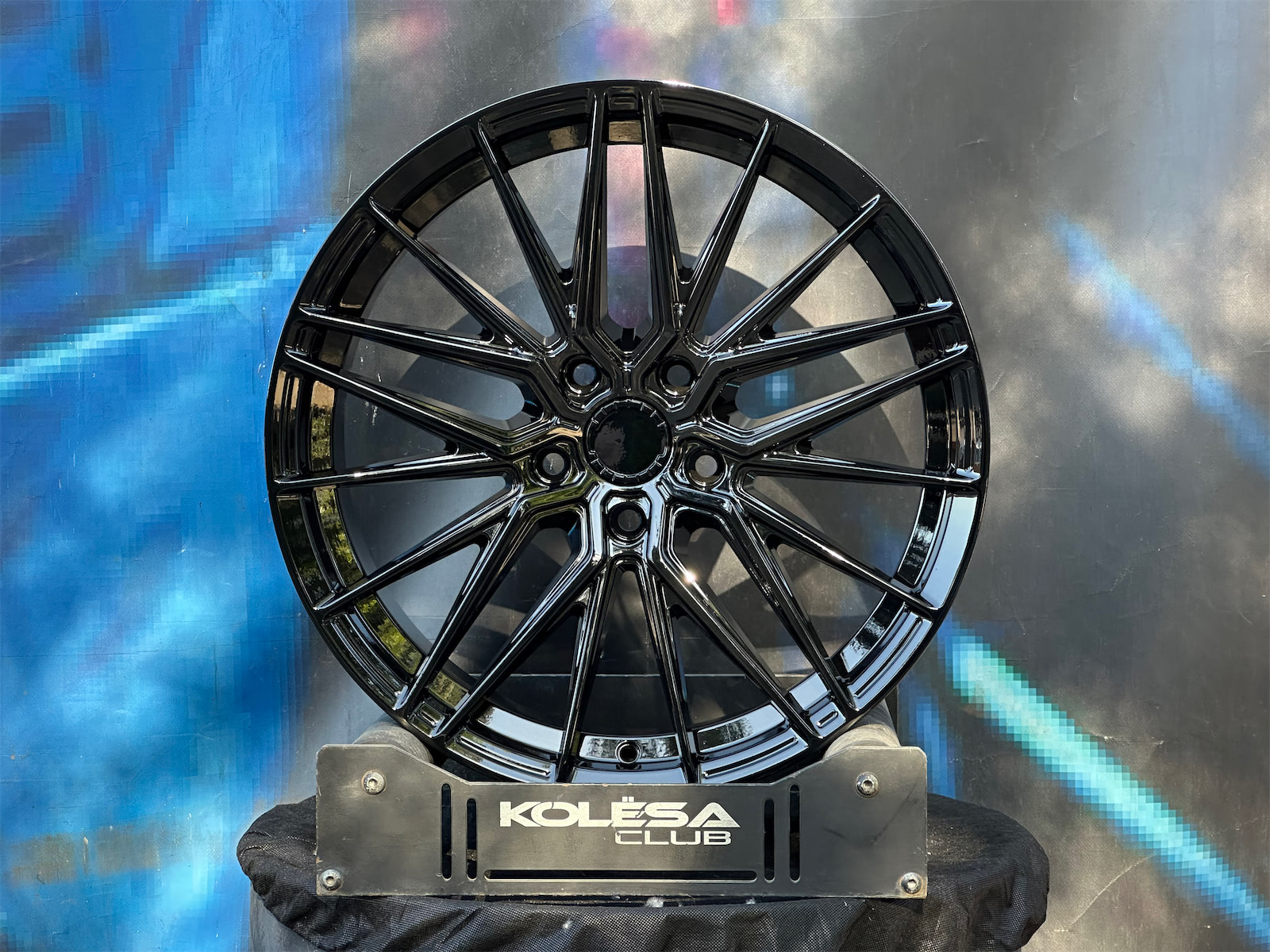 Комплект (4 шт) RGW G47FF 8j-18 5*114,3 ET35 d73,1 GB