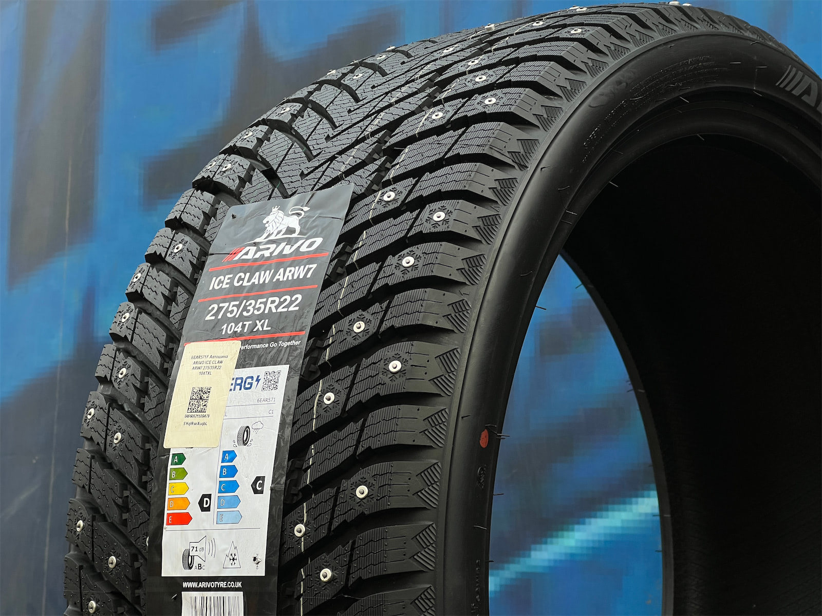 Комплект (4 шт) Arivo Ice Claw ARW7 275/35 R22 104T