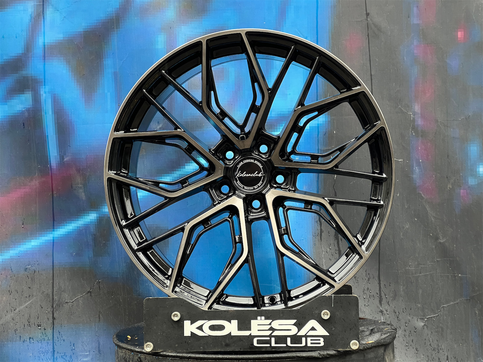 Комплект (4 шт) KC Wheels 981 9j-20 5*114,3 ET33 d67,1 GBFL