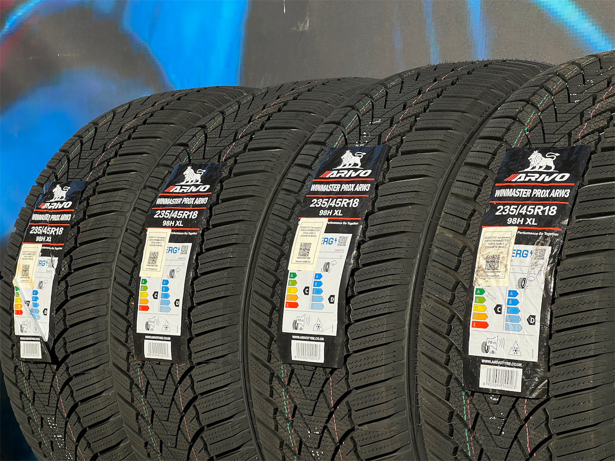 Комплект (4 шт) Arivo Winmaster ProX ARW3 235/45 R18 98H