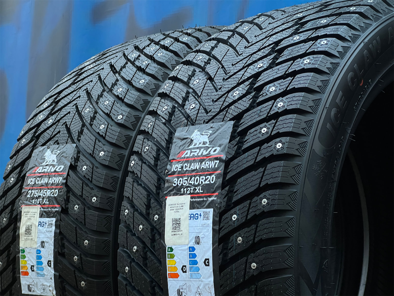 Комплект разноширокий Arivo Ice Claw ARW7 305/40 R20 и 275/45 R20
