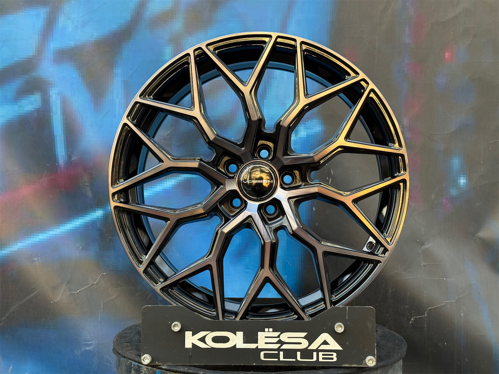 KC Wheels HF2 7,5j-19 5*108 ET40 d73,1 GBFL