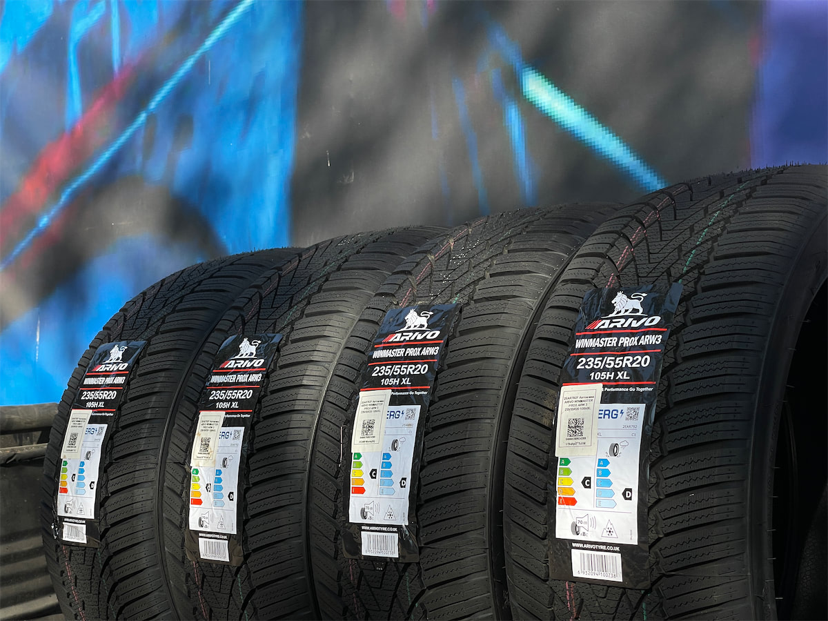 Комплект (4 шт) Arivo Winmaster ProX ARW3 235/55 R20 105H