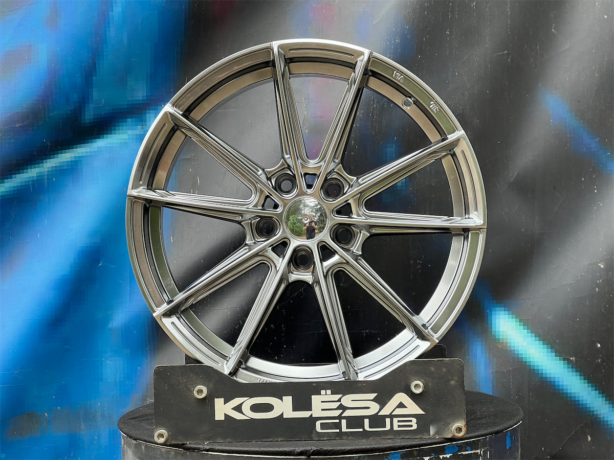 Koko Wheels FF600 7,5j-17 5*108 ET38 d73,1 TS
