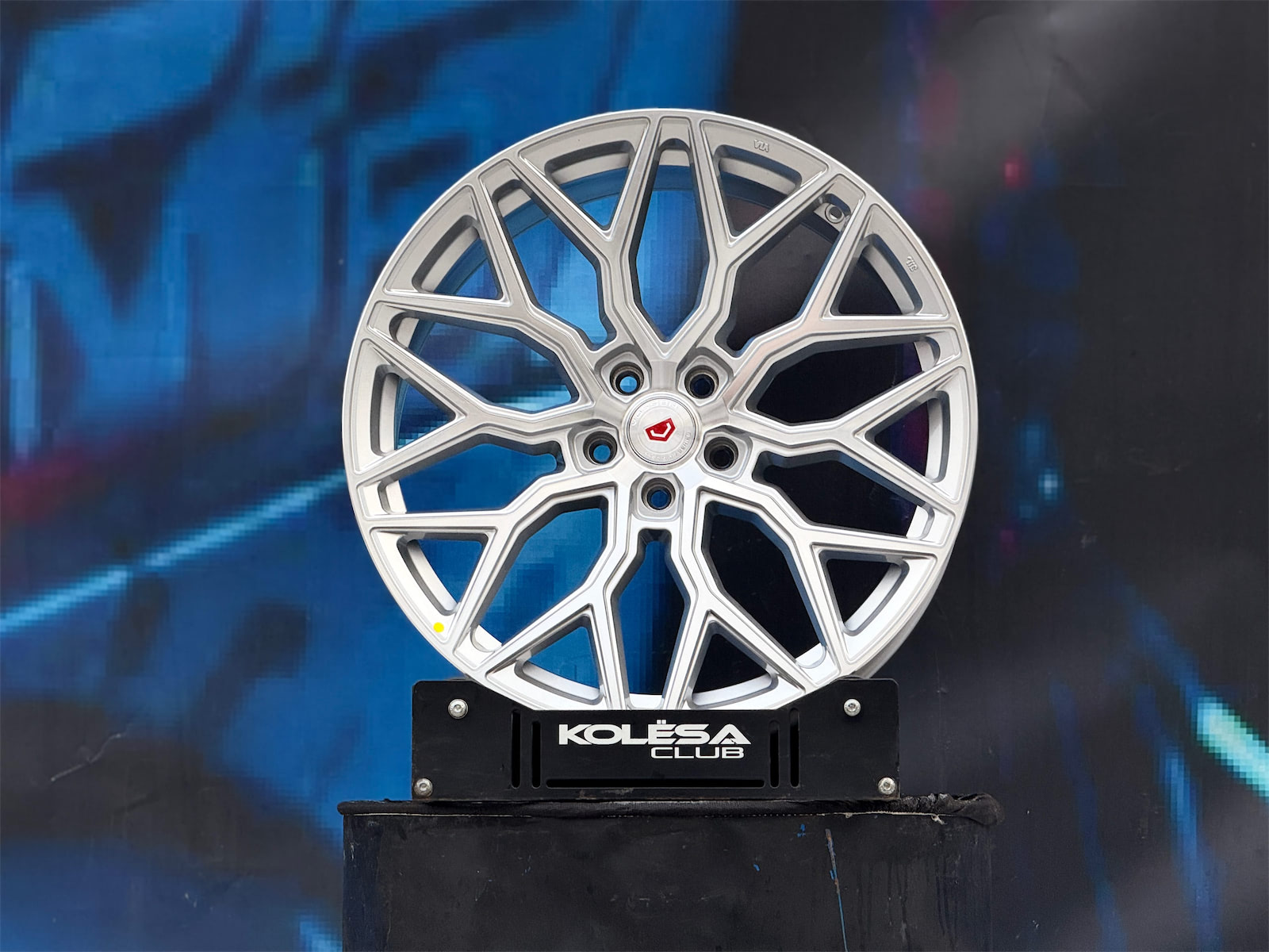 Vossen Design HF2 9j-20 5*112 ET30 d66,6 SF передние