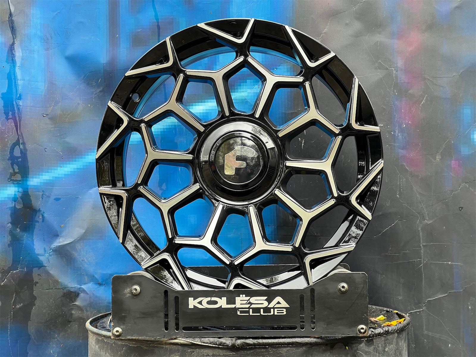 KC Wheels KF65 7,5j-17 4*98 ET38 d73,1 GBF