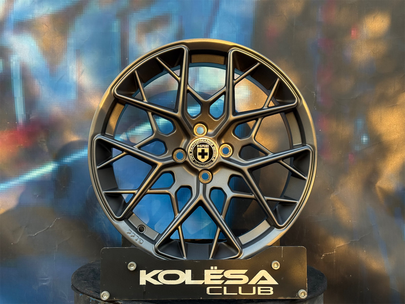 KC Wheels FF10 7,5j-17 4*100 ET40 d73,1 DMG