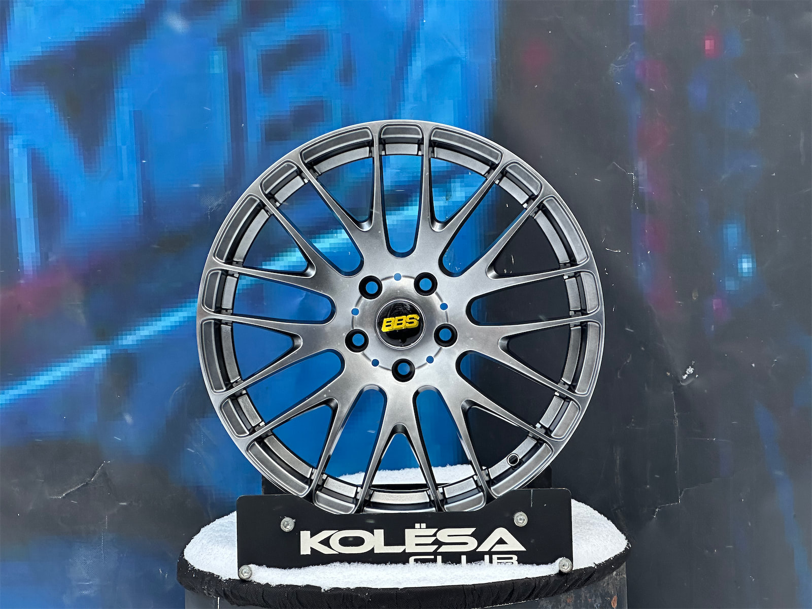 Комплект (4 шт) BBS Design RN 7,5j-18 5*114,3 ET35 d73,1 HB