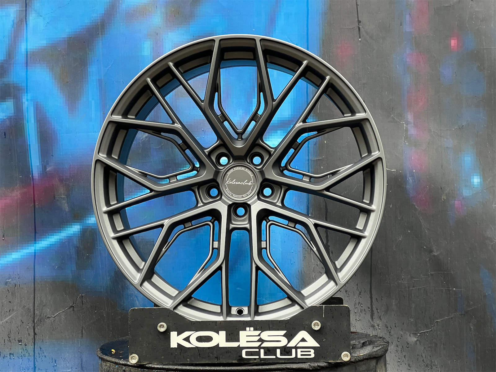 Комплект (4 шт) KC Wheels 981 9j-20 5*108 ET33 d63,3 MGM