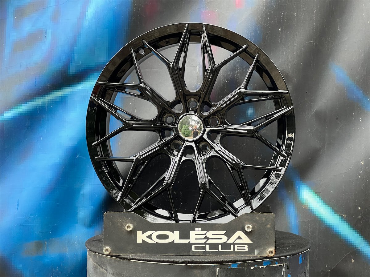 KoKo Wheels FF594 7,5j-17 5*108 ET38 d73,1 GB