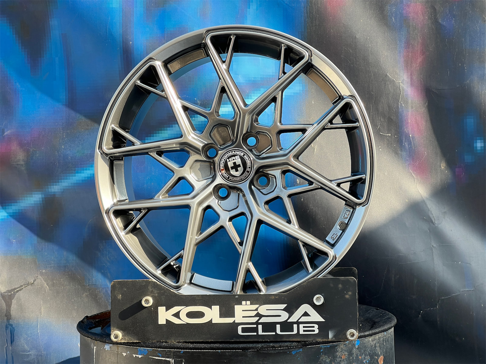 KC Wheels FF10 7,5j-17 4*100 ET38 d73,1 HB