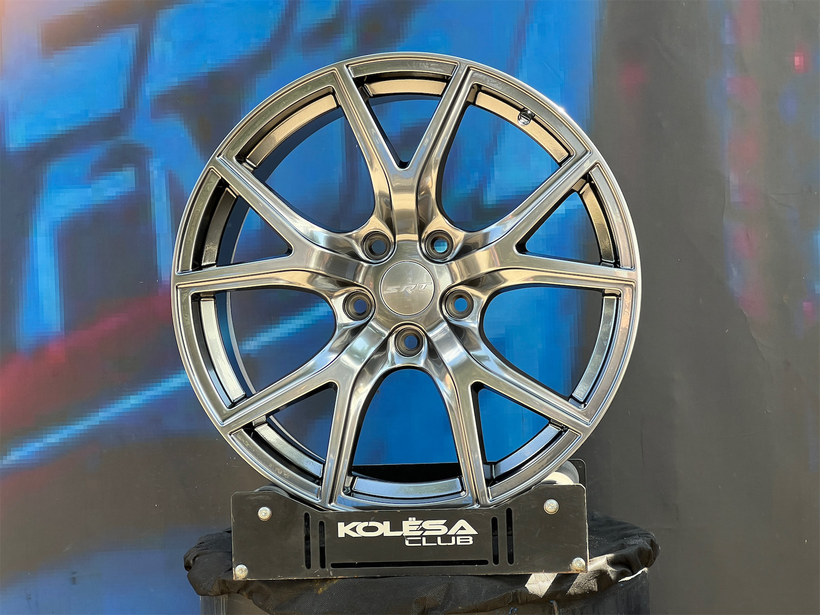 BW Wheels 5337 9j-20 5*127 ET35 d71,5 HB