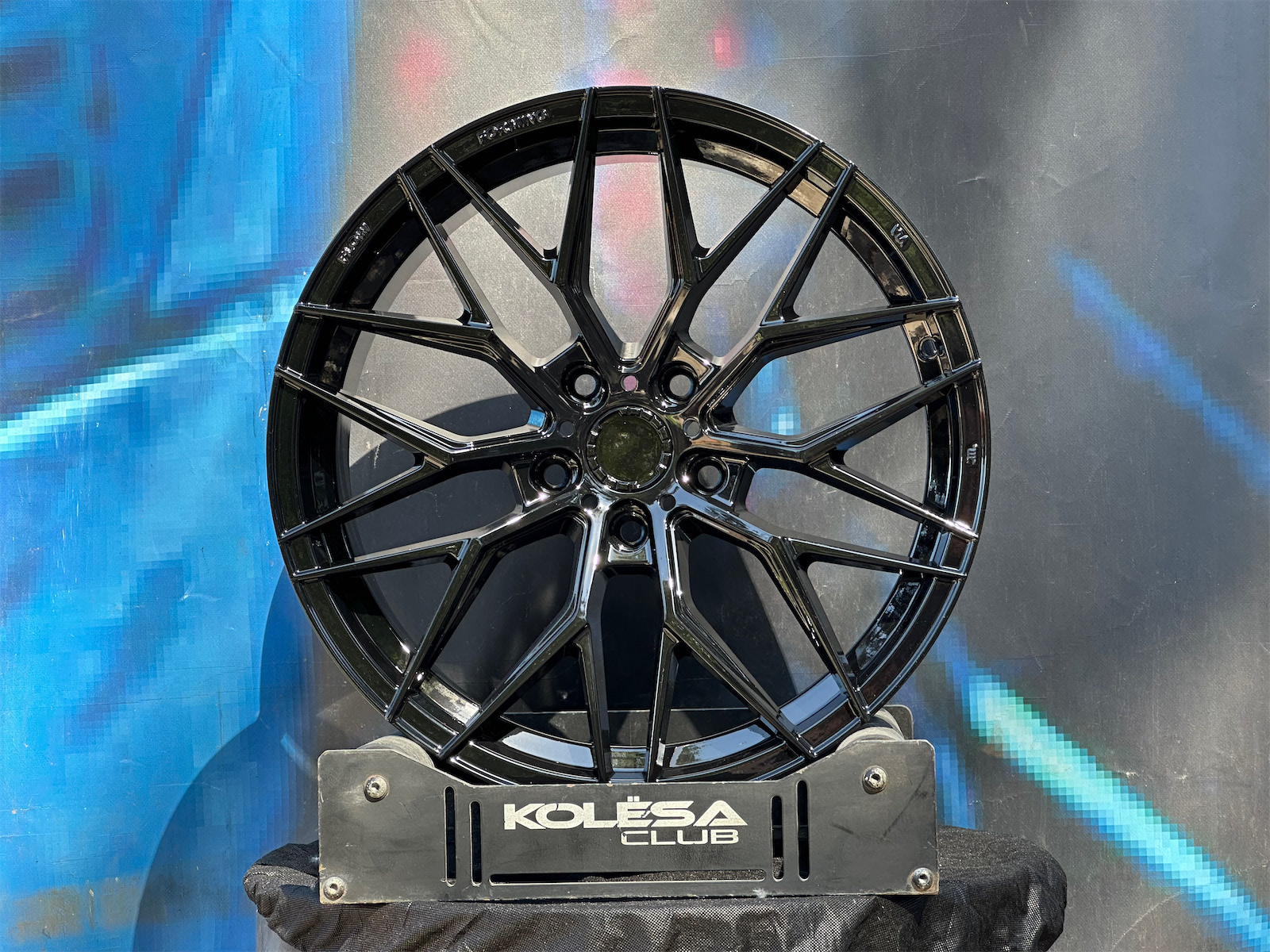 Комплект (4 шт) RGW G16FF 8j-18 5*114,3 ET35 d73,1 GB