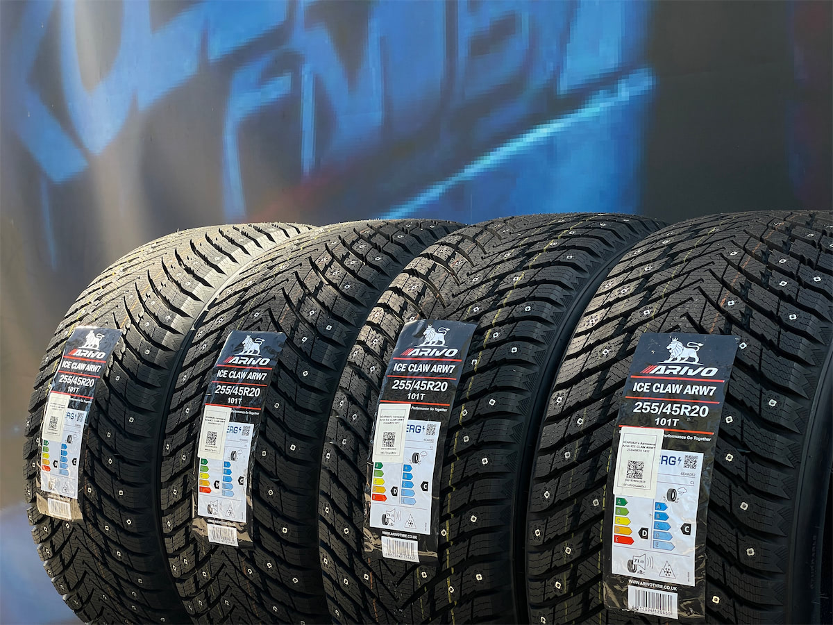 Комплект (4 шт) Arivo Ice Claw ARW7 255/45 R20 101T