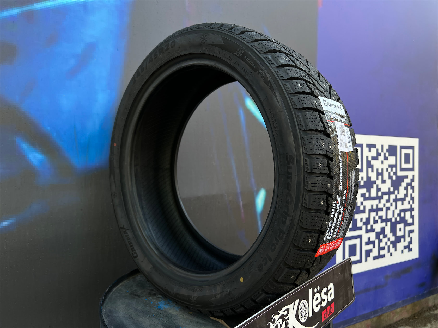 Gripmax suregrip pro sport. Toyo Tires шины. Toyo Tires колесо. Toyo Tires PROXES. Наклейки на шины Toyo.