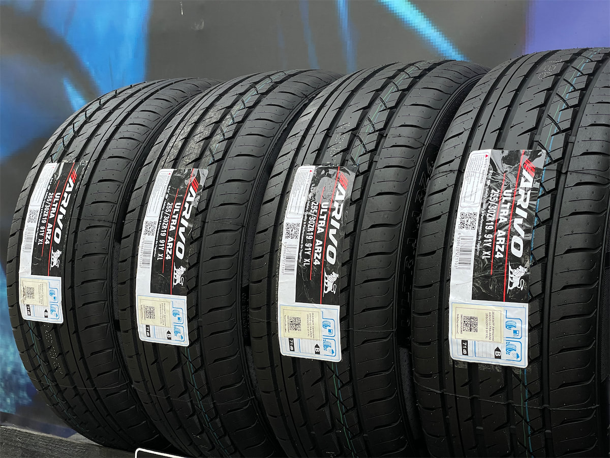 Комплект (4 шт) Arivo Ultra ARZ4 255/30 R19 91Y