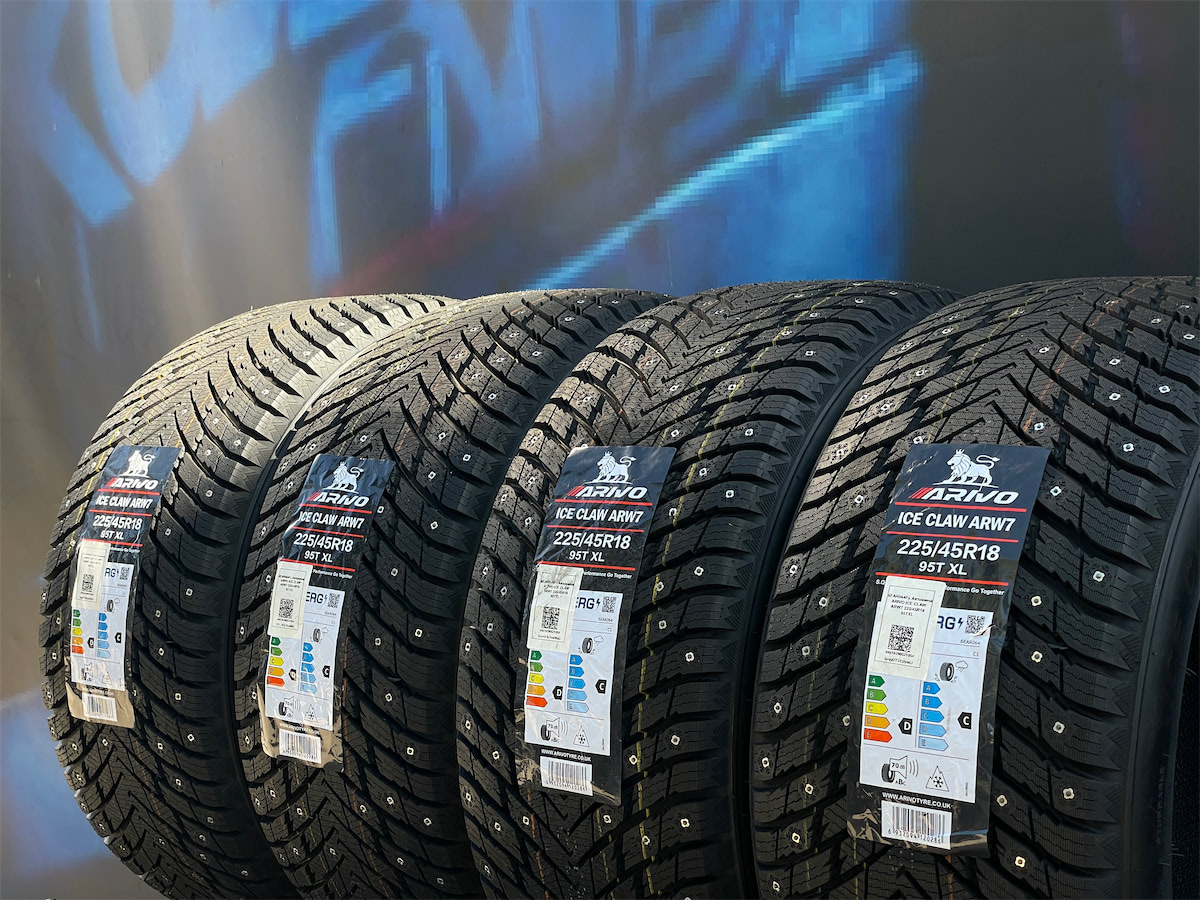 Комплект (4 шт) Arivo Ice Claw ARW7 225/45 R18 95T