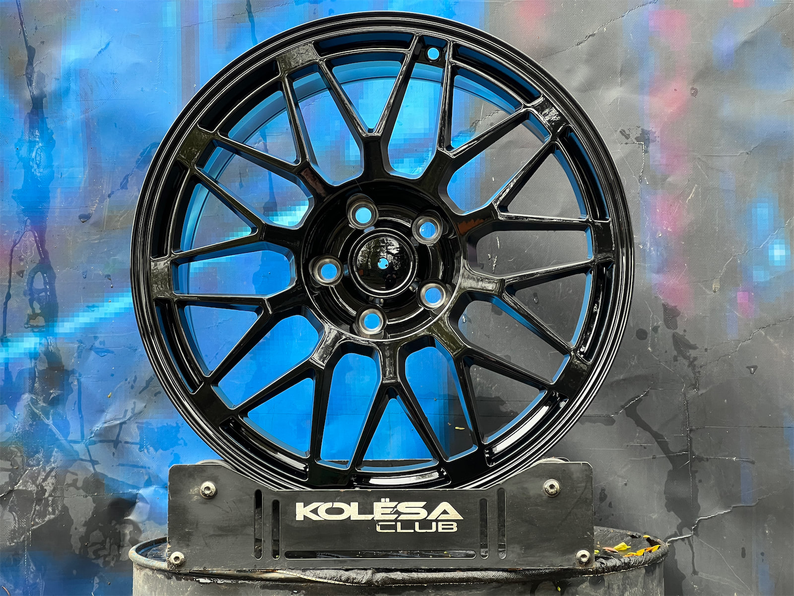 Sakura Wheels SH8251 8,5j-18 5*114,3 ET38 d73,1 GB