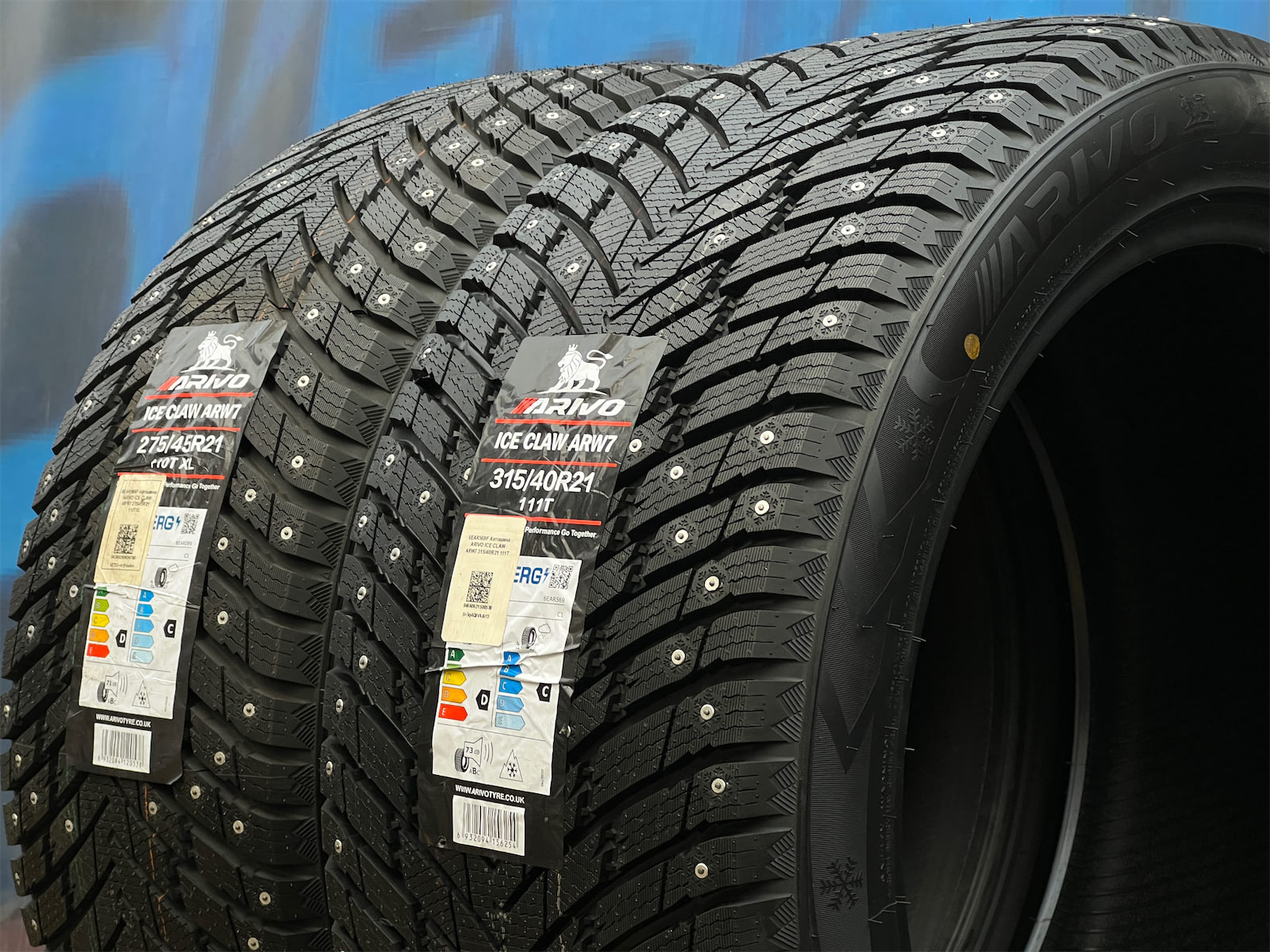 Комплект разноширокий Arivo Ice Claw ARW7 315/40 R21 и 275/45 R21