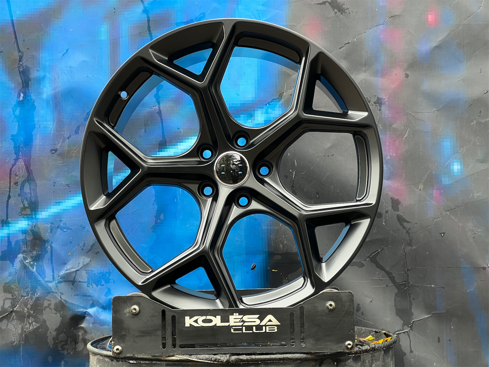 Sakura Wheels FBX112 8j-18 5*112 ET35 d66,5 MB