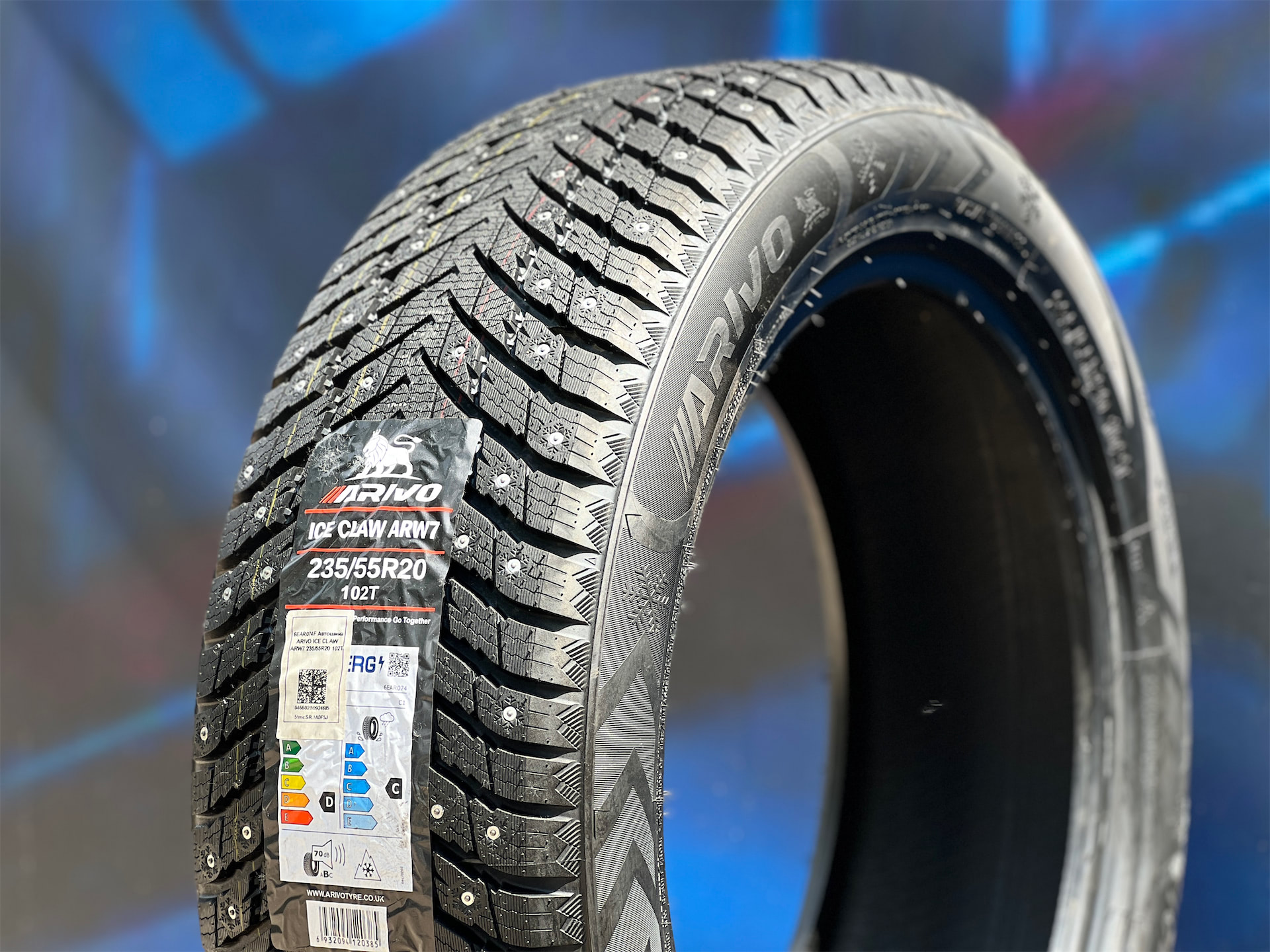 Arivo Ice Claw ARW7 235/55 R20 102T