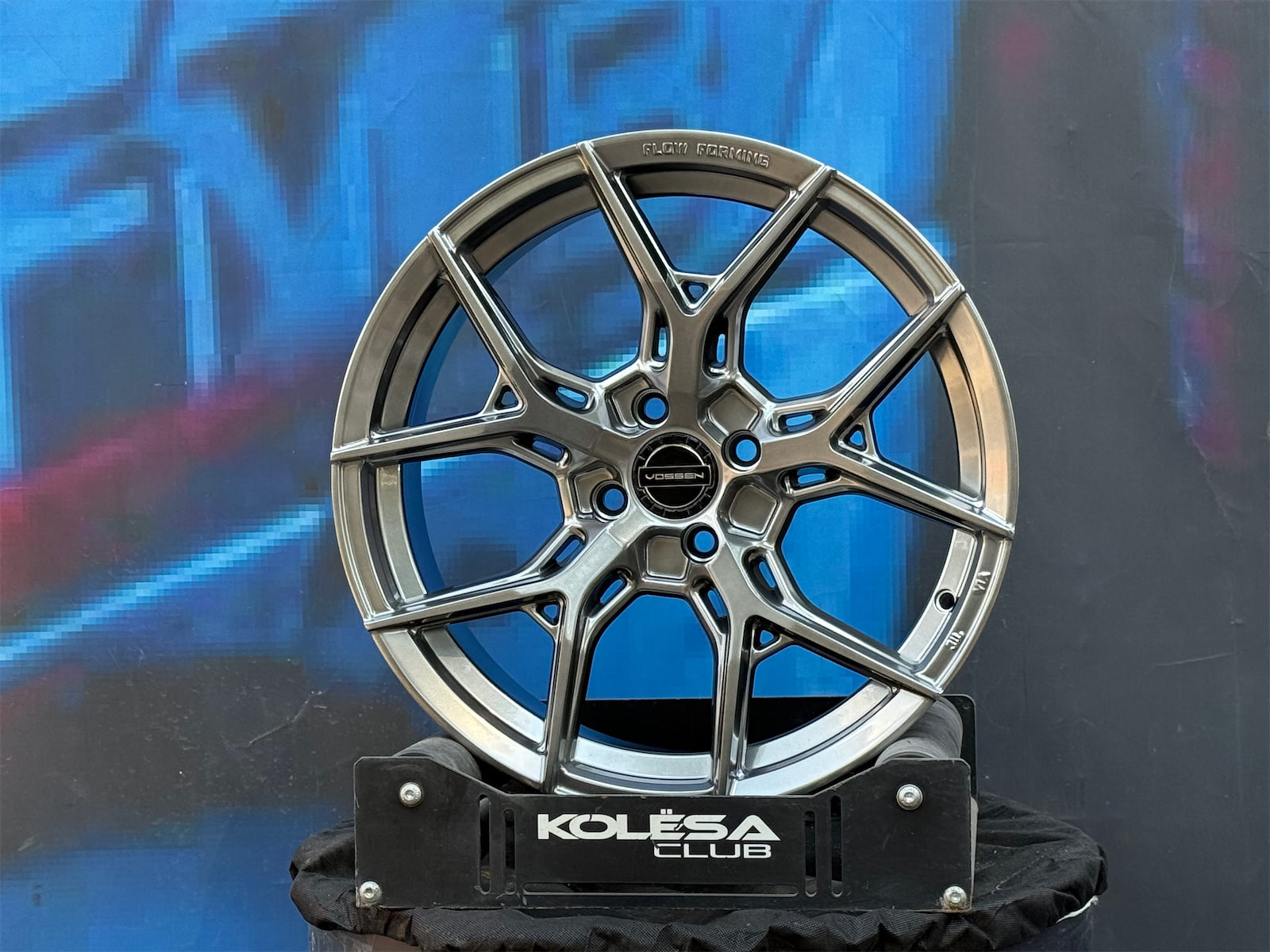 Vossen Design HF5 7,5j-17 4*100 ET35 d73,1 HB