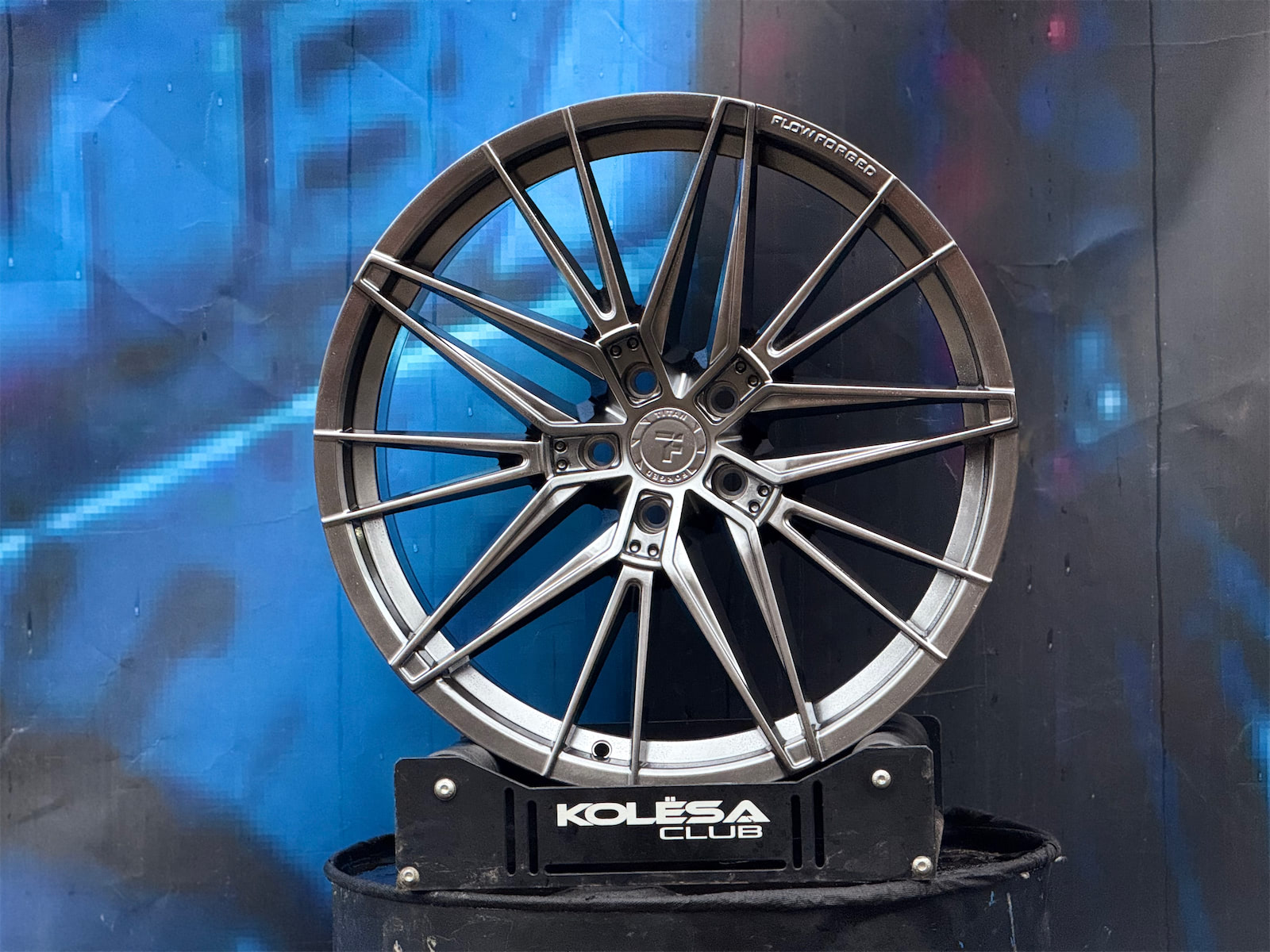 Titan Forged FA830 8,5j-20 5*112 ET30 d66,6 HB передние