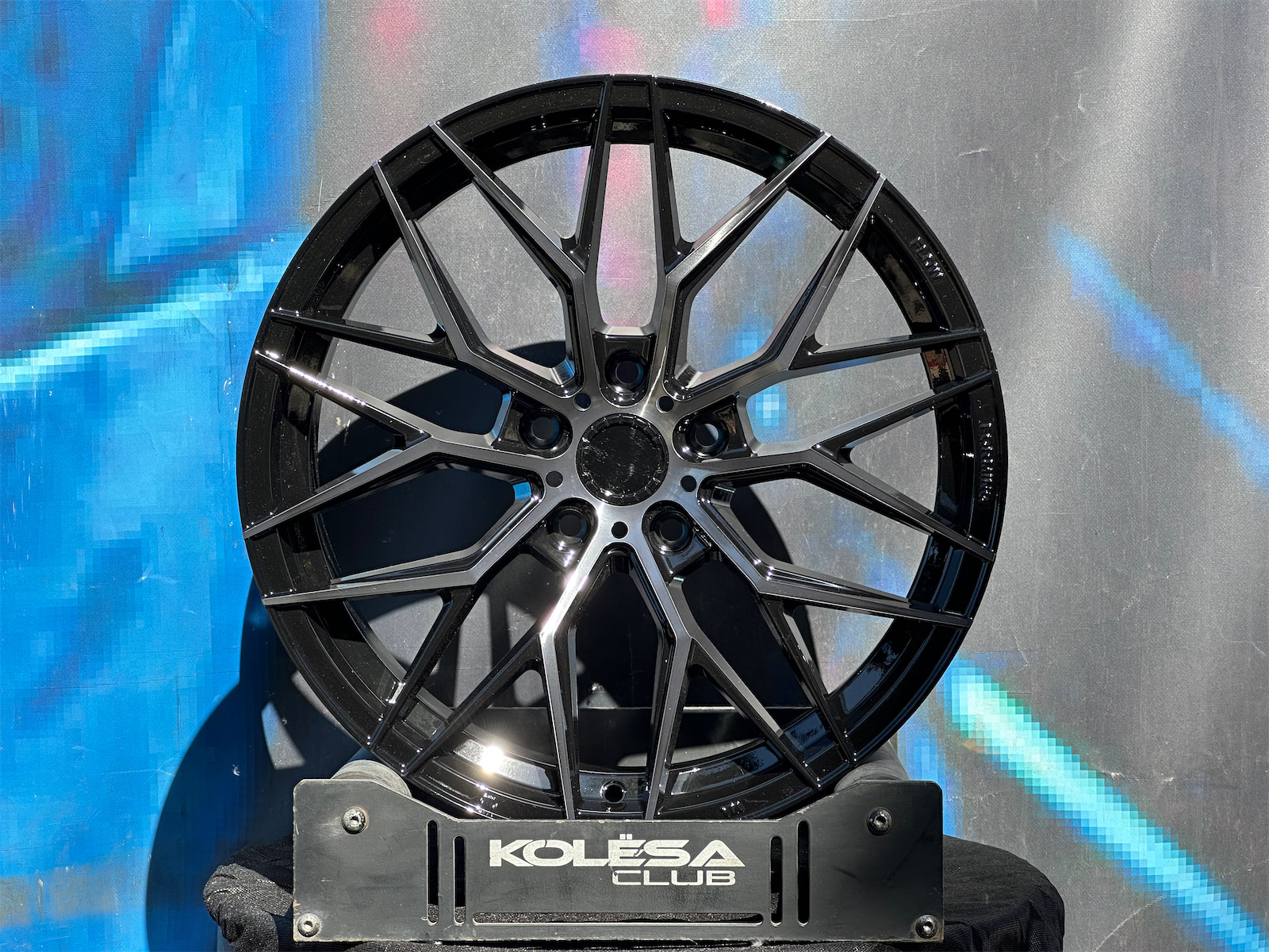 Комплект (4 шт) RGW G16FF 8j-18 5*114,3 ET35 d73,1 GBFL