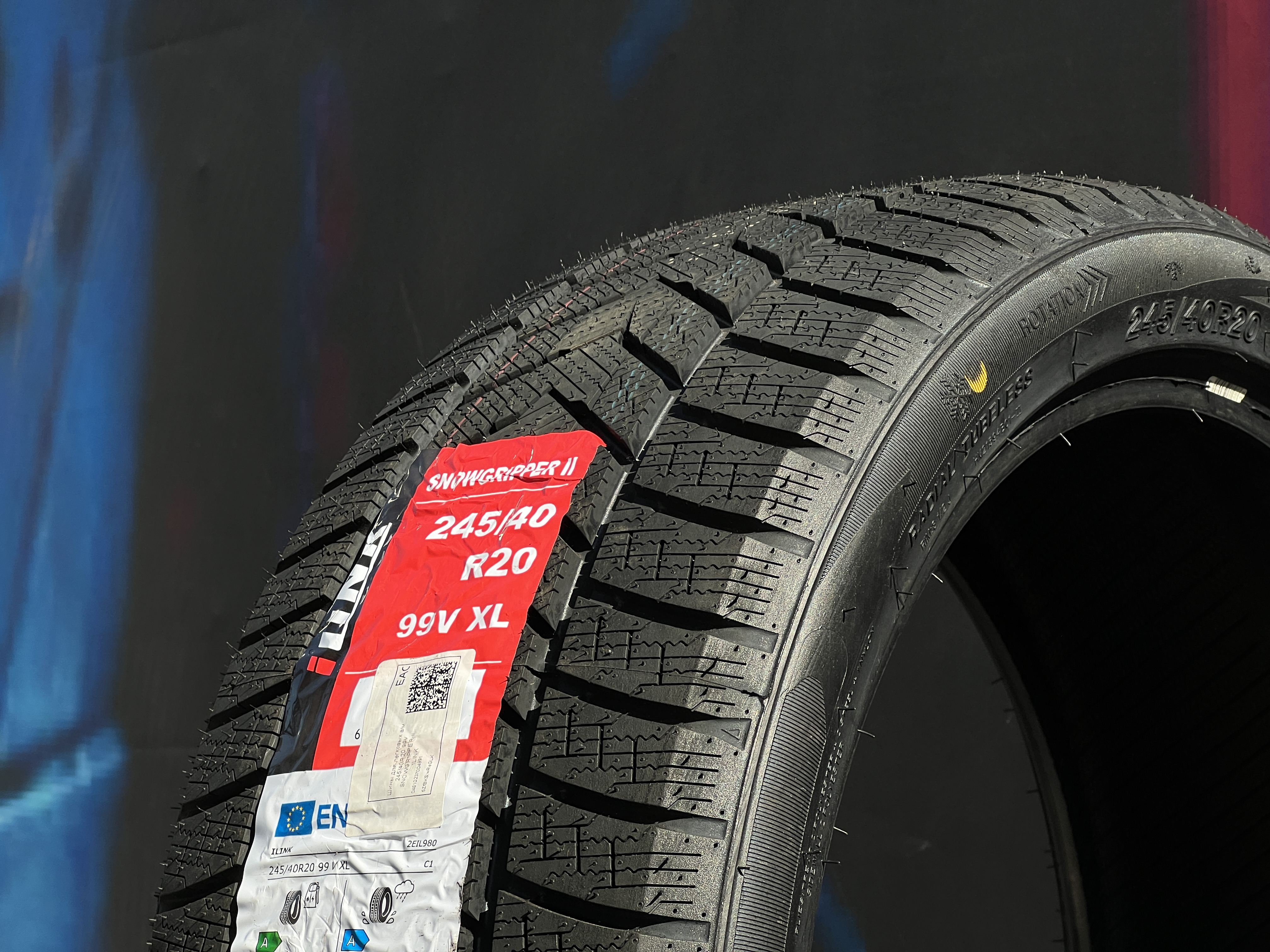 Ilink SnowGripper II 245/40 R20 99V