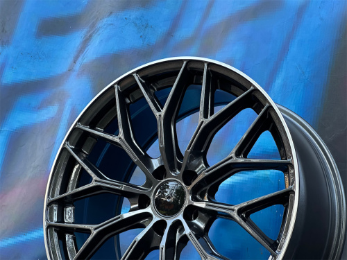 Комплект (4 шт) Sakura Wheels YA5647 8,5j-19 5*108 ET40 d63,4 MBML
