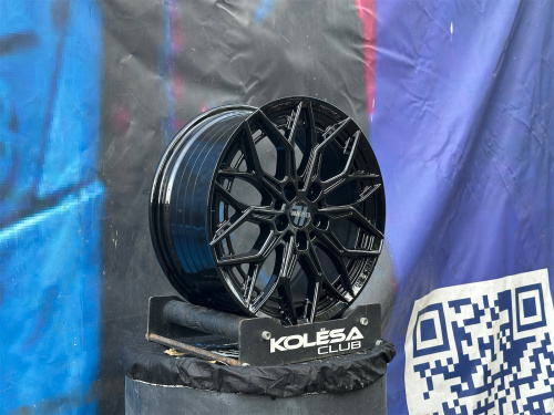 Комплект (4 шт) KC Wheels ART7048 8j-18 5*108 ET40 d72,6 GB