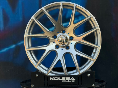 Комплект 3sdm Design D001 9j-20 5*120 et22 d74,1 и 10,5j-20 5*120 d74,1 SF