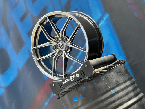 HRE Design FF21 7,5j-17 5*114,3 ET38 d73,1 HB